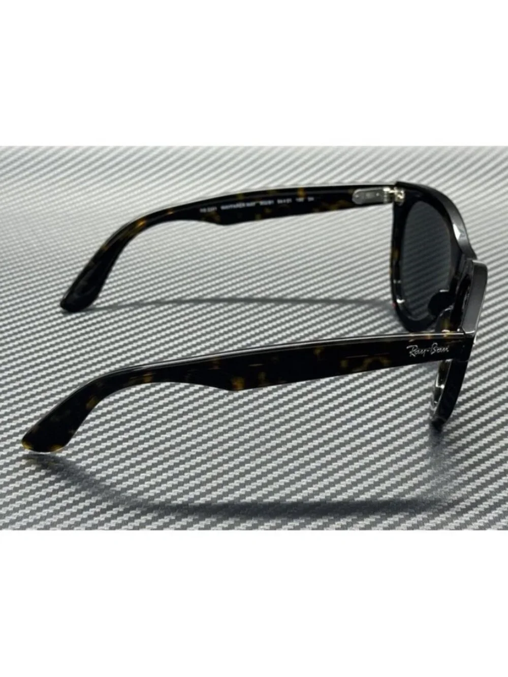 New Ray-Ban Men  Havana Sunglasses 54-21-150
